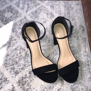 4” black strappy high heels, size 8